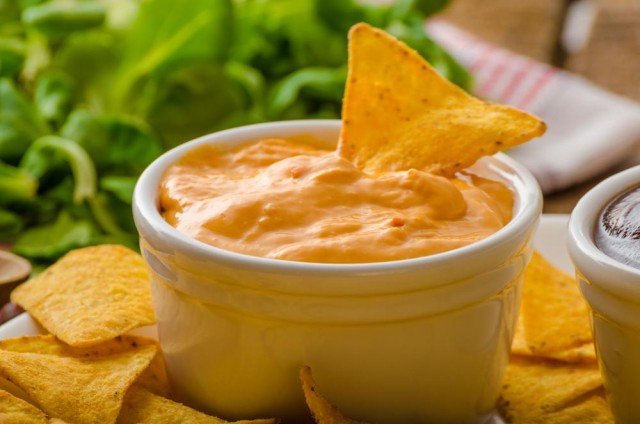 Saus Keju, Bahan Pelengkap yang Praktis untuk Aneka Makanan