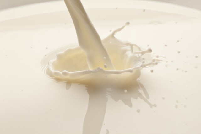 3 Manfaat Susu Tanpa Gula dan Tips Memilihnya