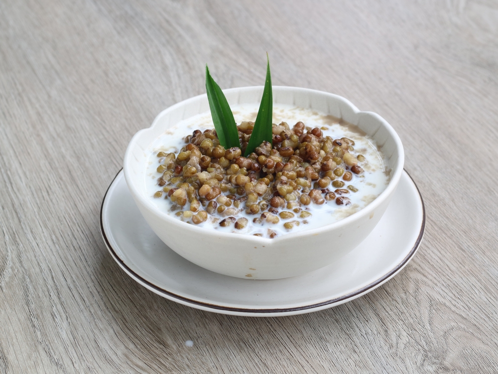 Menu sarapan pagi bubur kacang hijau - Frisian Flag