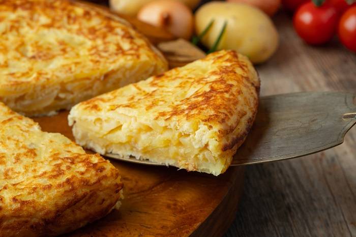 Resep Omelet Mie Keju - Frisian Flag