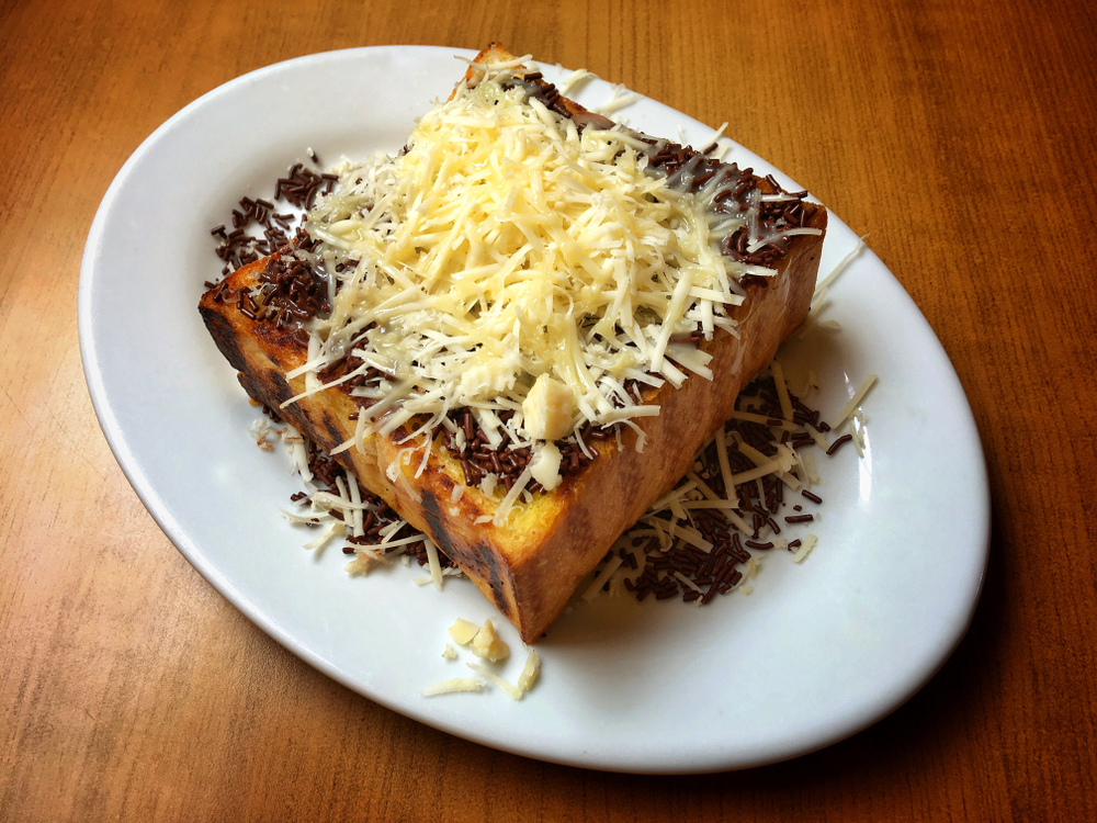 Roti Bakar Keju Cokelat