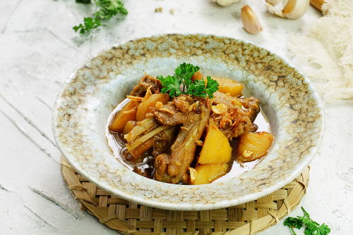 Semur Ayam Kentang - Frisian Flag
